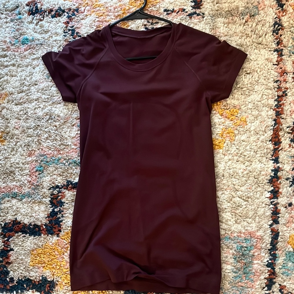 Lululemon Swiftly Tech Short Sleeve